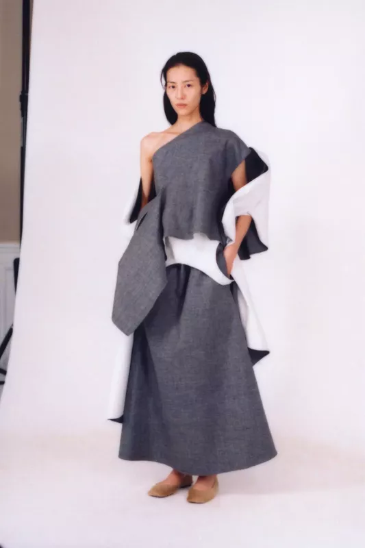 00026-the-row-pre-fall-2025-credit-brand