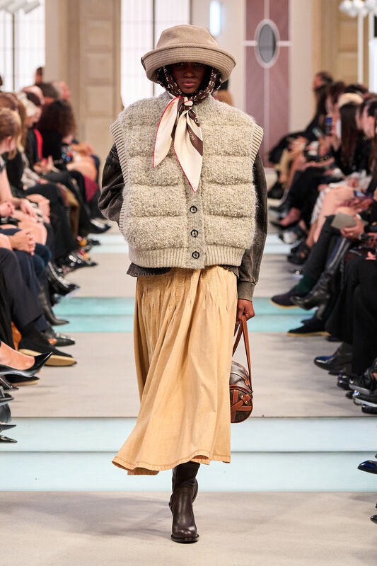 Vuitton F25 059