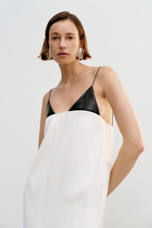 Maxwell Resort PO S26 017