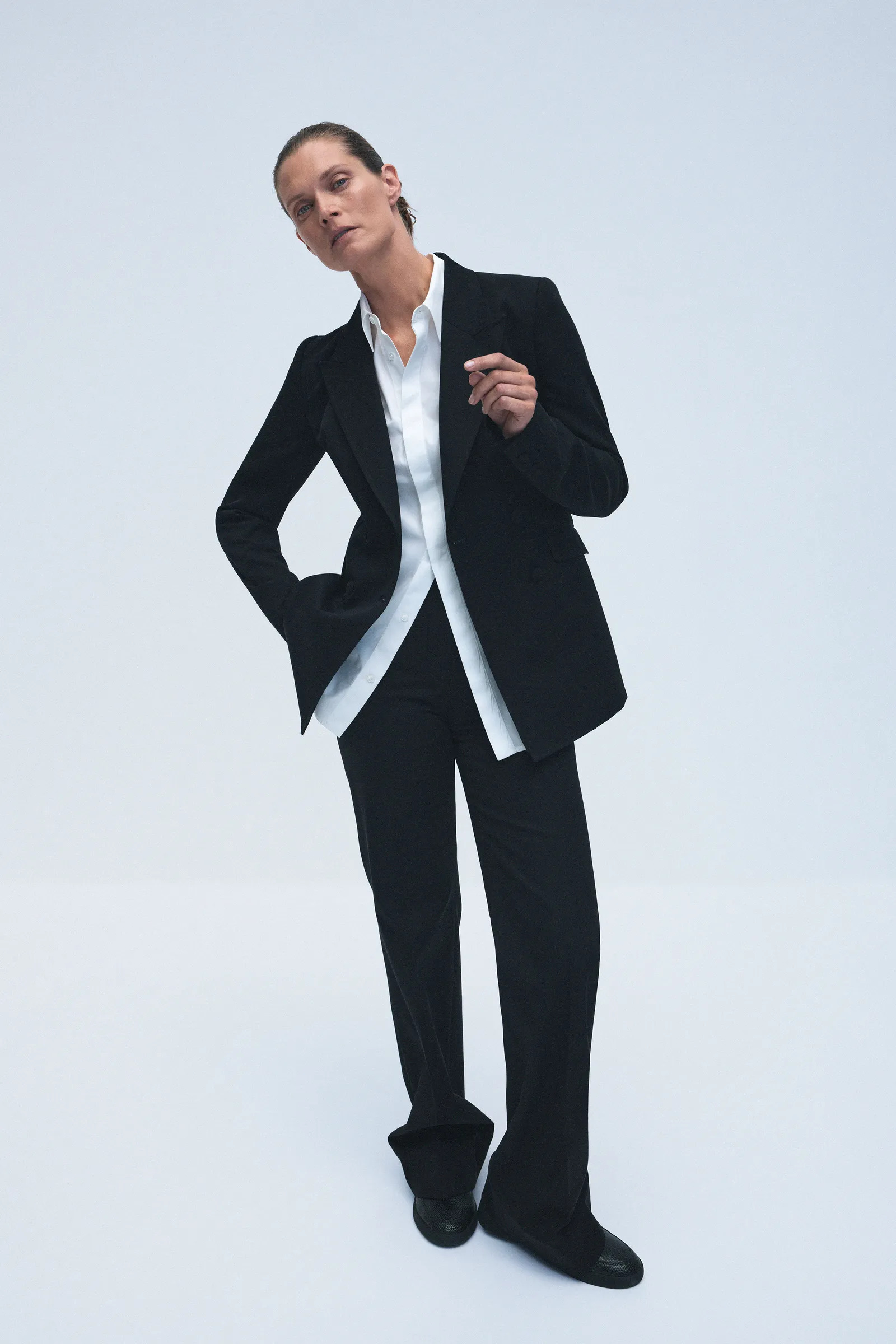 00003-gabriela-hearst-resort-2026-credit-zoe-ghertner_43_11zon