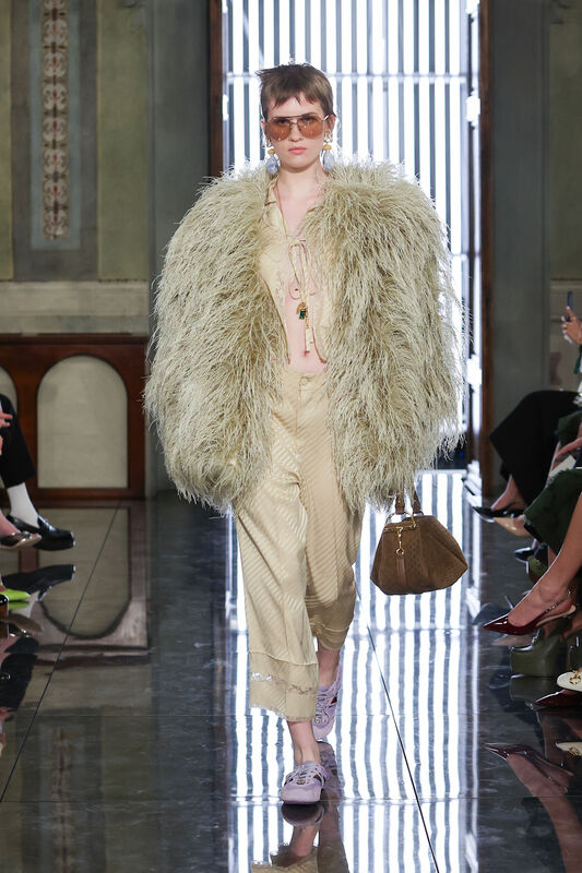 Gucci Resort PO S26 029