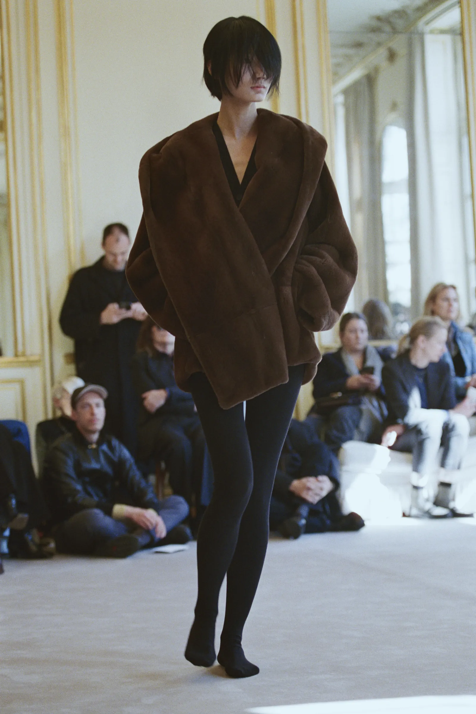 00027-the-row-resort-2026-credit-brand