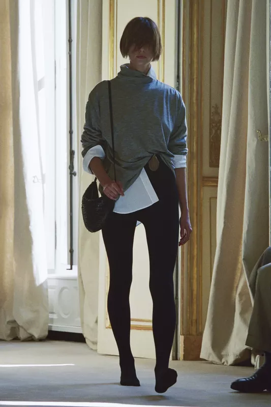 00002-the-row-resort-2026-credit-brand