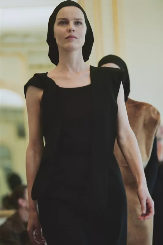 00029-the-row-resort-2026-credit-brand