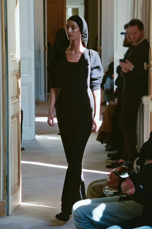 00033-the-row-resort-2026-credit-brand