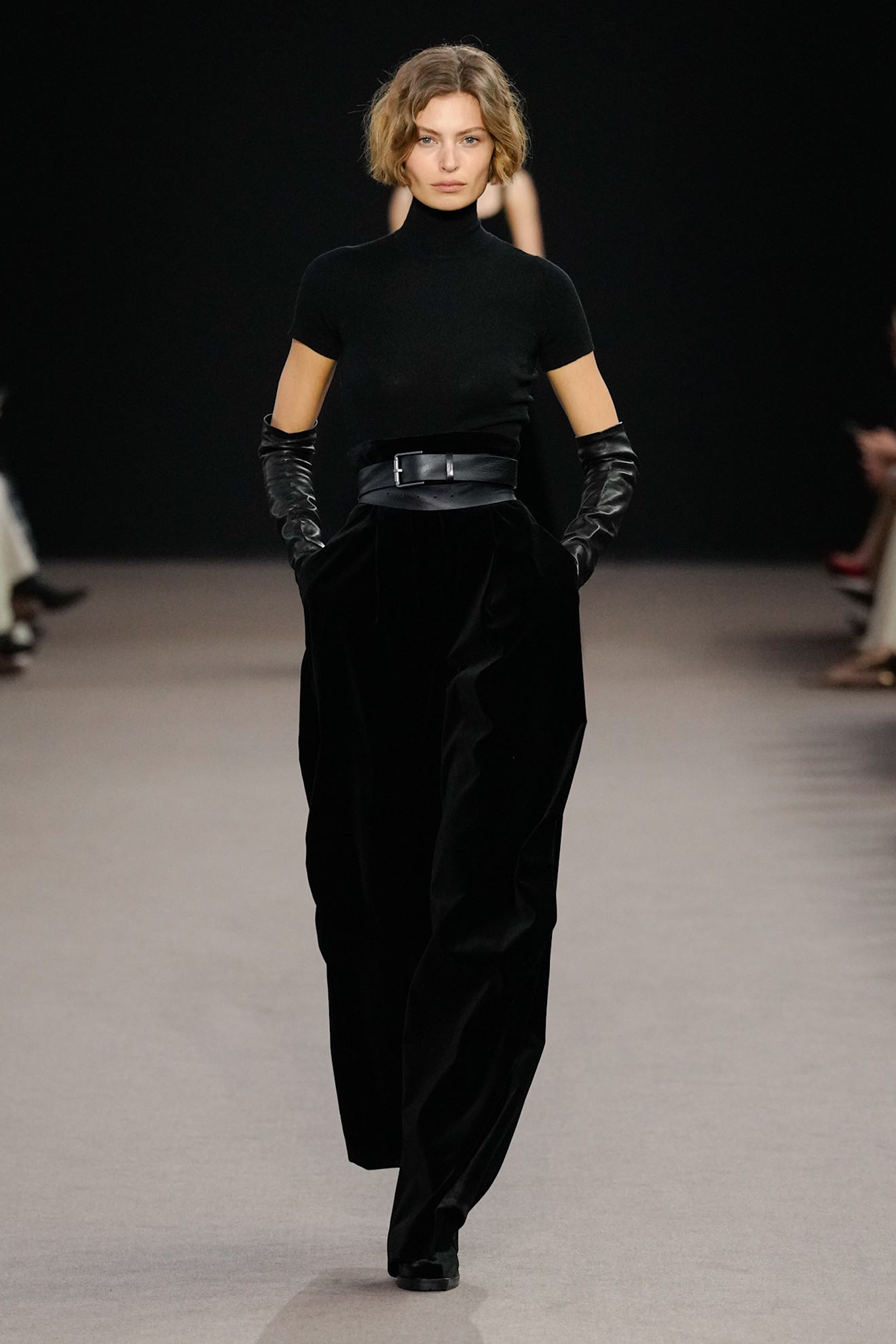 Max Mara F25 041