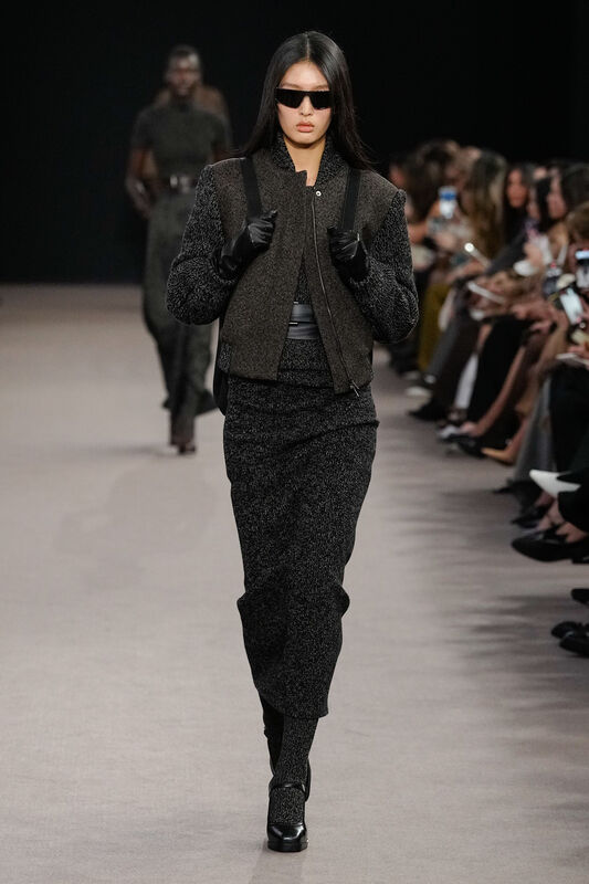 Max Mara F25 013