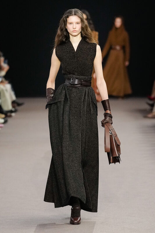 Max Mara F25 016