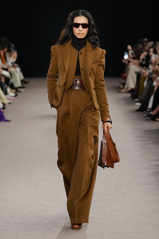 Max Mara F25 017