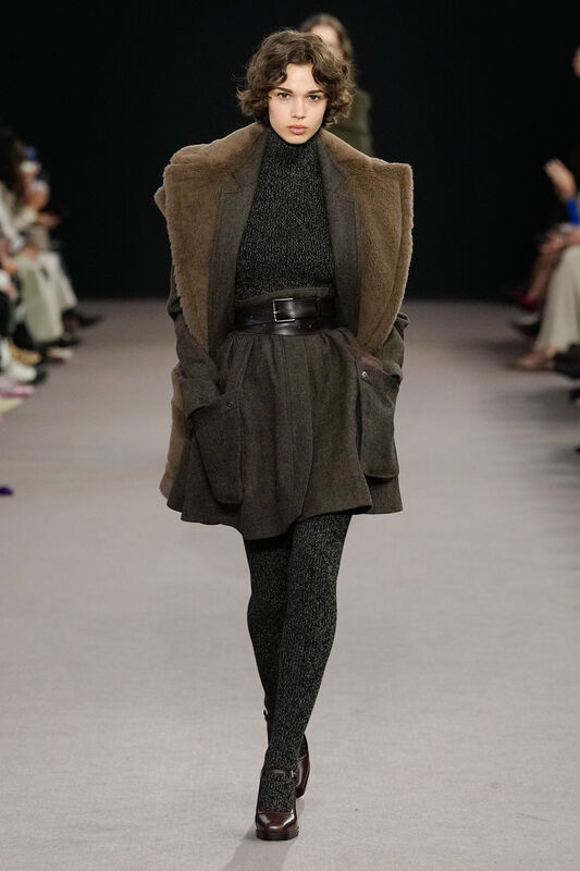 Max Mara F25 025
