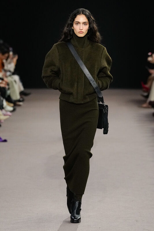 Max Mara F25 031