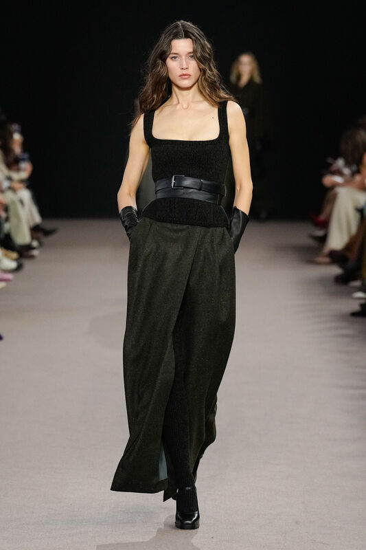 Max Mara F25 033