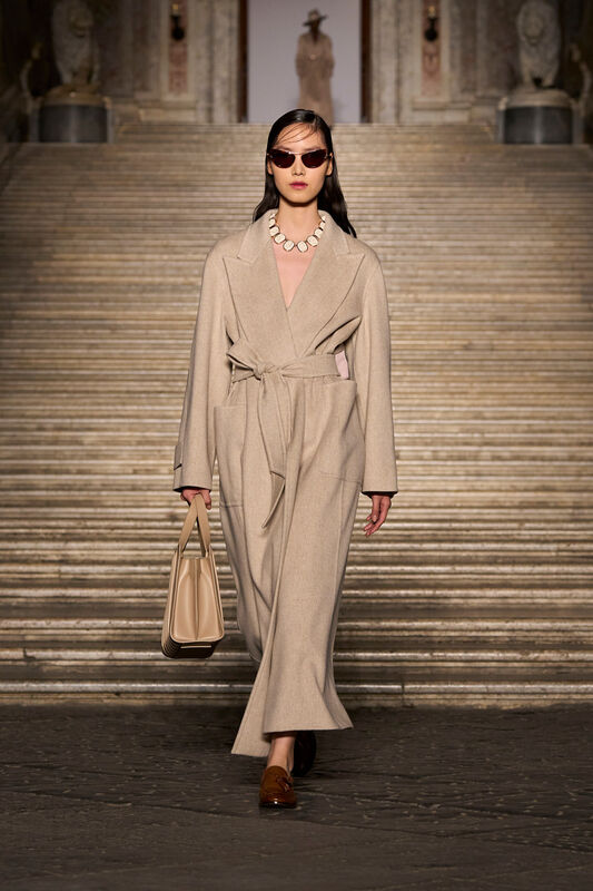 Max Mara Resort S26 004