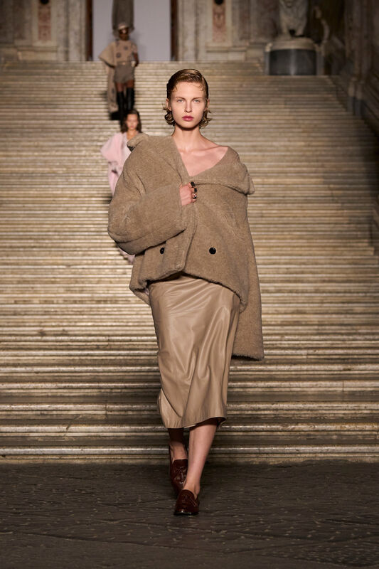 Max Mara Resort S26 009