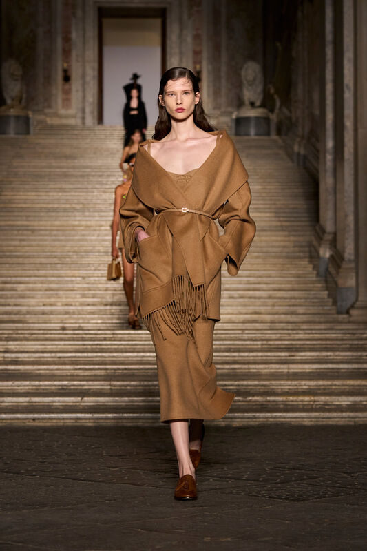 Max Mara Resort S26 043