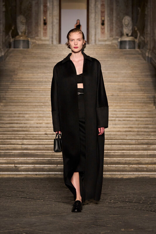 Max Mara Resort S26 046