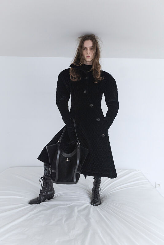 Vivienne Westwood PO F25 005