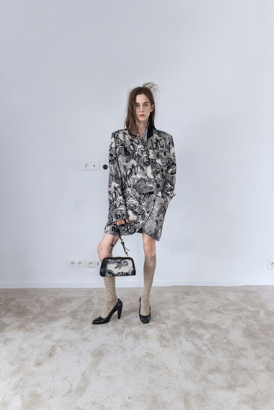Vivienne Westwood PO F25 015
