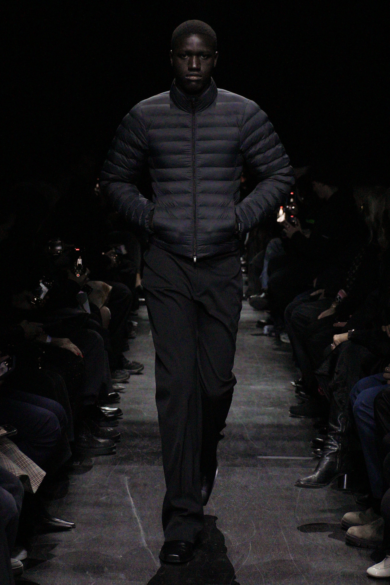 Balenciaga F25 011