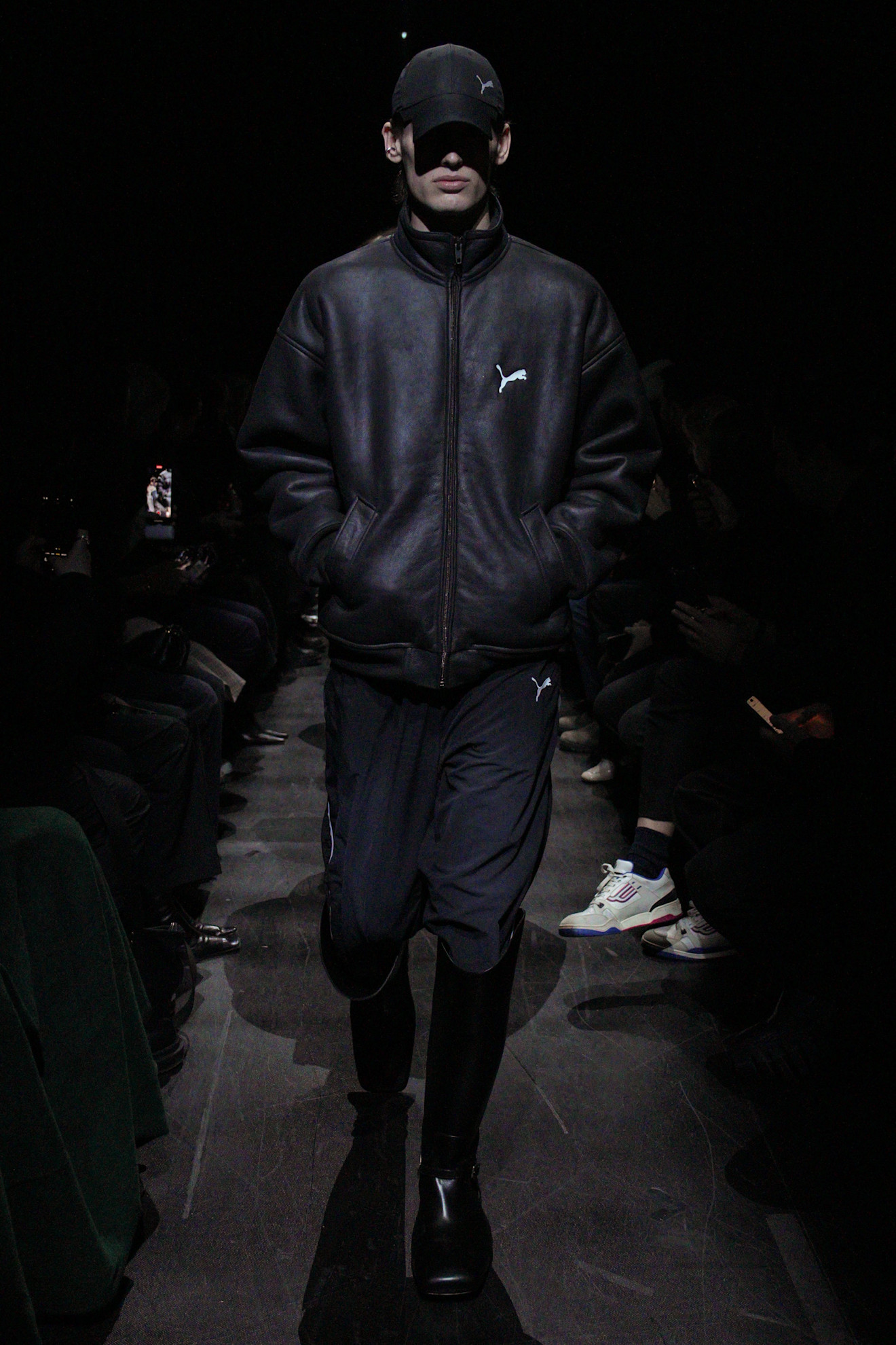 Balenciaga F25 044