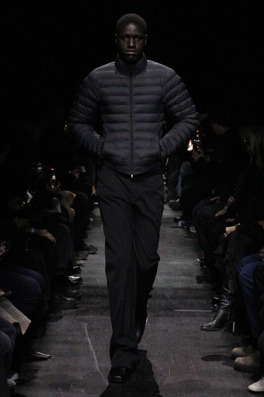 Balenciaga F25 011