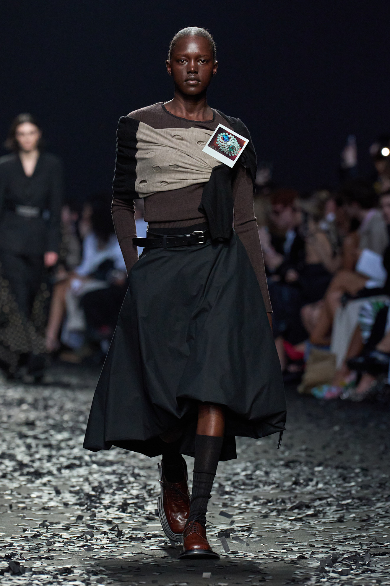 Moschino F25 013