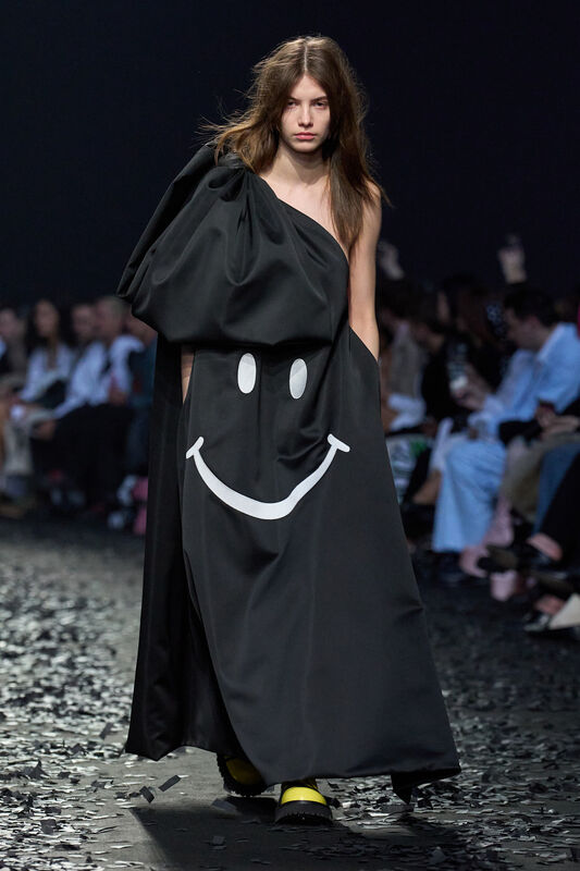 Moschino F25 034