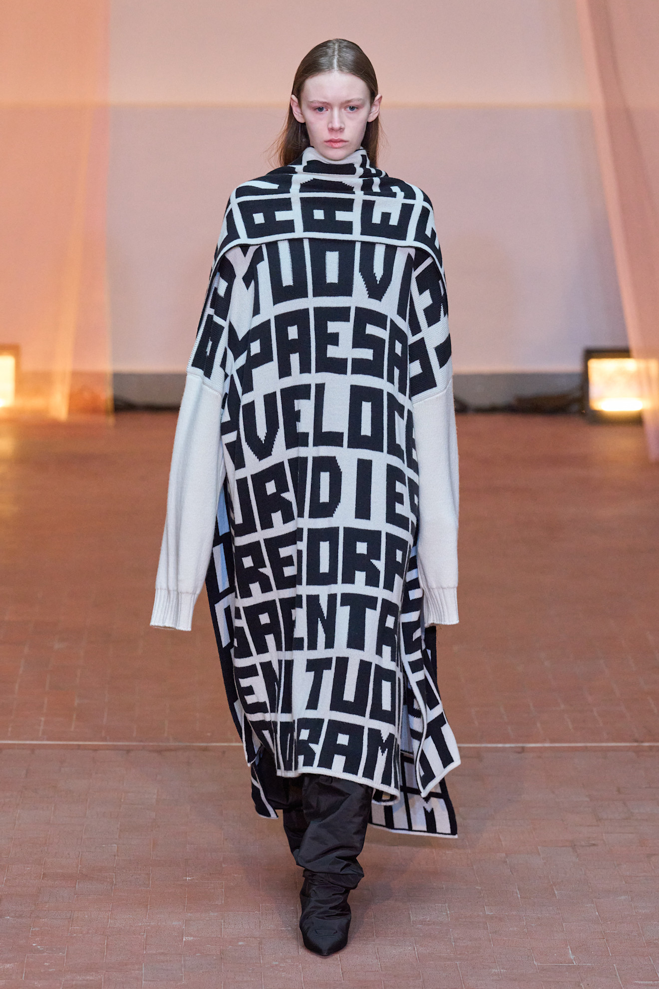 MSGM F25 017