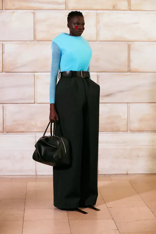 00002-marc-jacobs-spring-2025-ready-to-wear-credit-brand