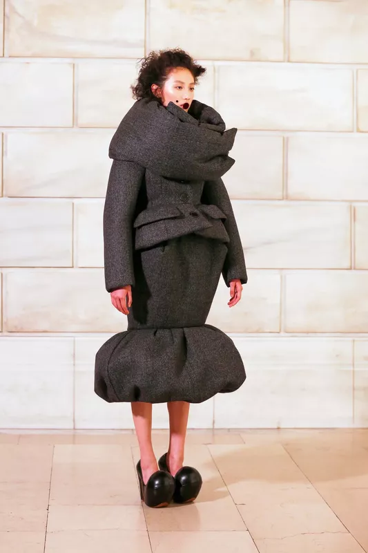 00018-marc-jacobs-spring-2025-ready-to-wear-credit-brand