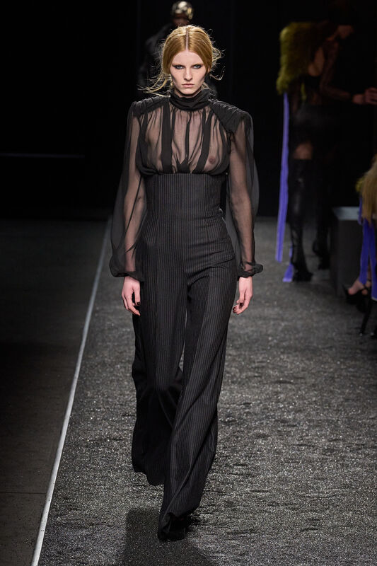 Nina Ricci F25 025