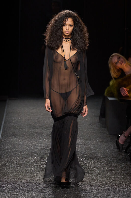Nina Ricci F25 035