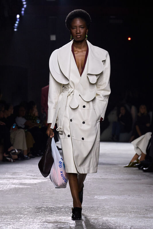 Bottega Veneta S25 011