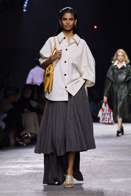 Bottega Veneta S25 054