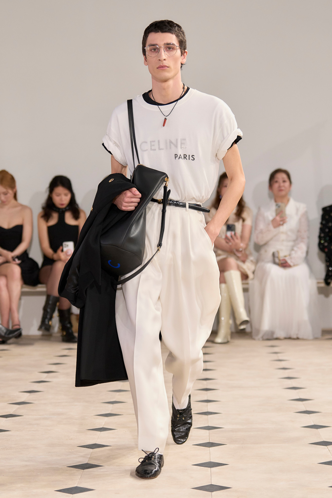Celine PO S26 005