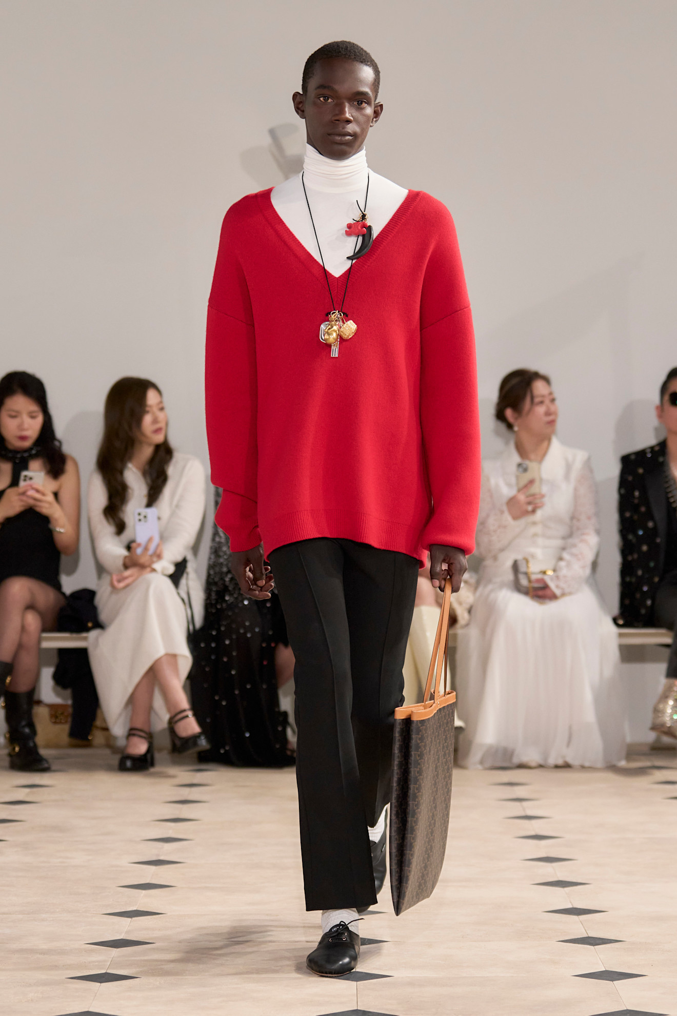 Celine PO S26 052
