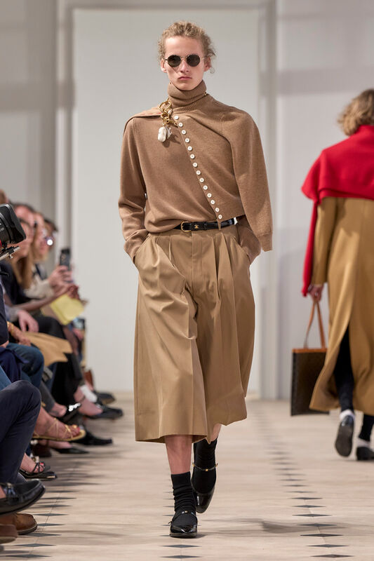 Celine PO S26 007