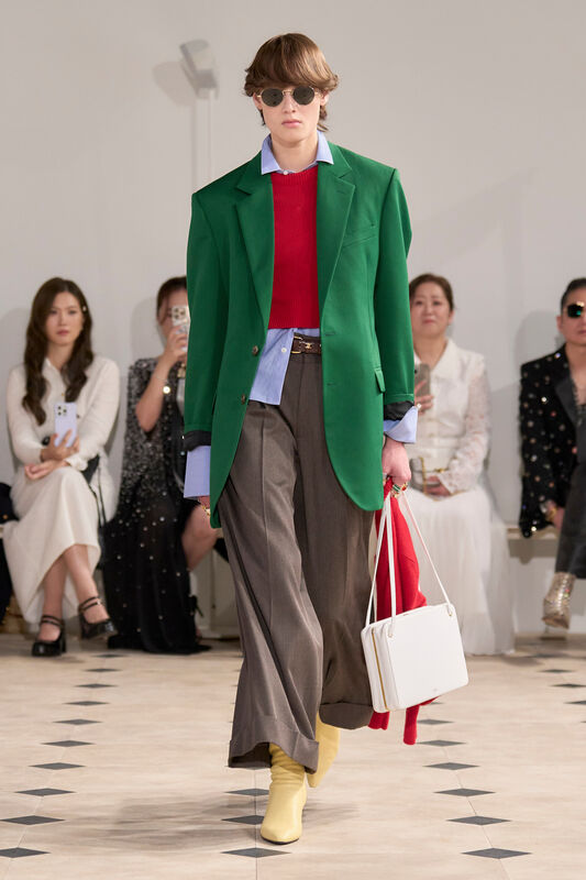 Celine PO S26 028