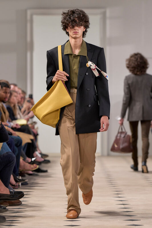 Celine PO S26 029