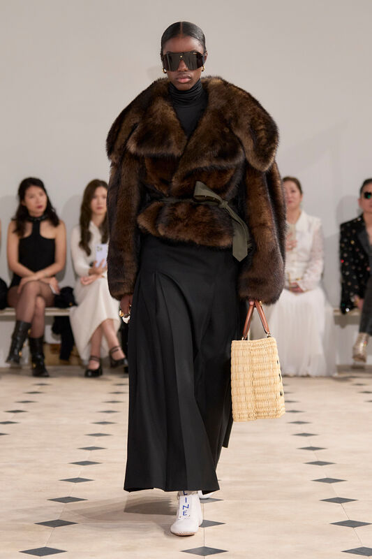 Celine PO S26 030