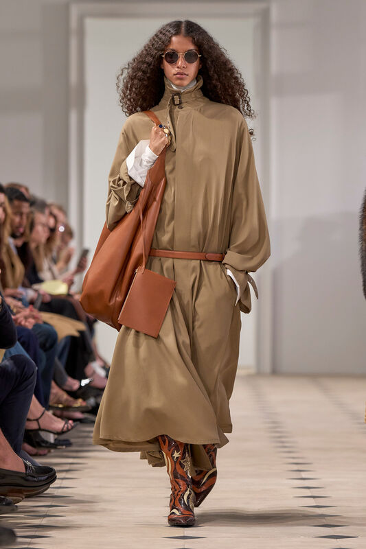Celine PO S26 033