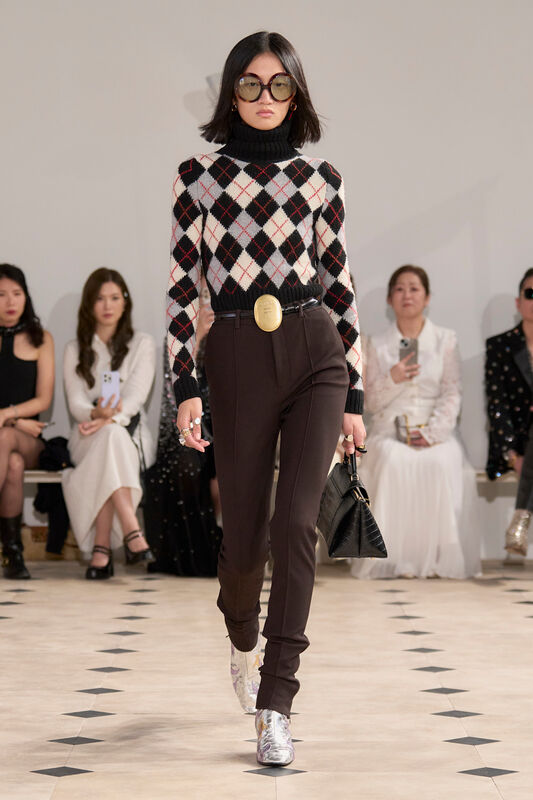 Celine PO S26 038