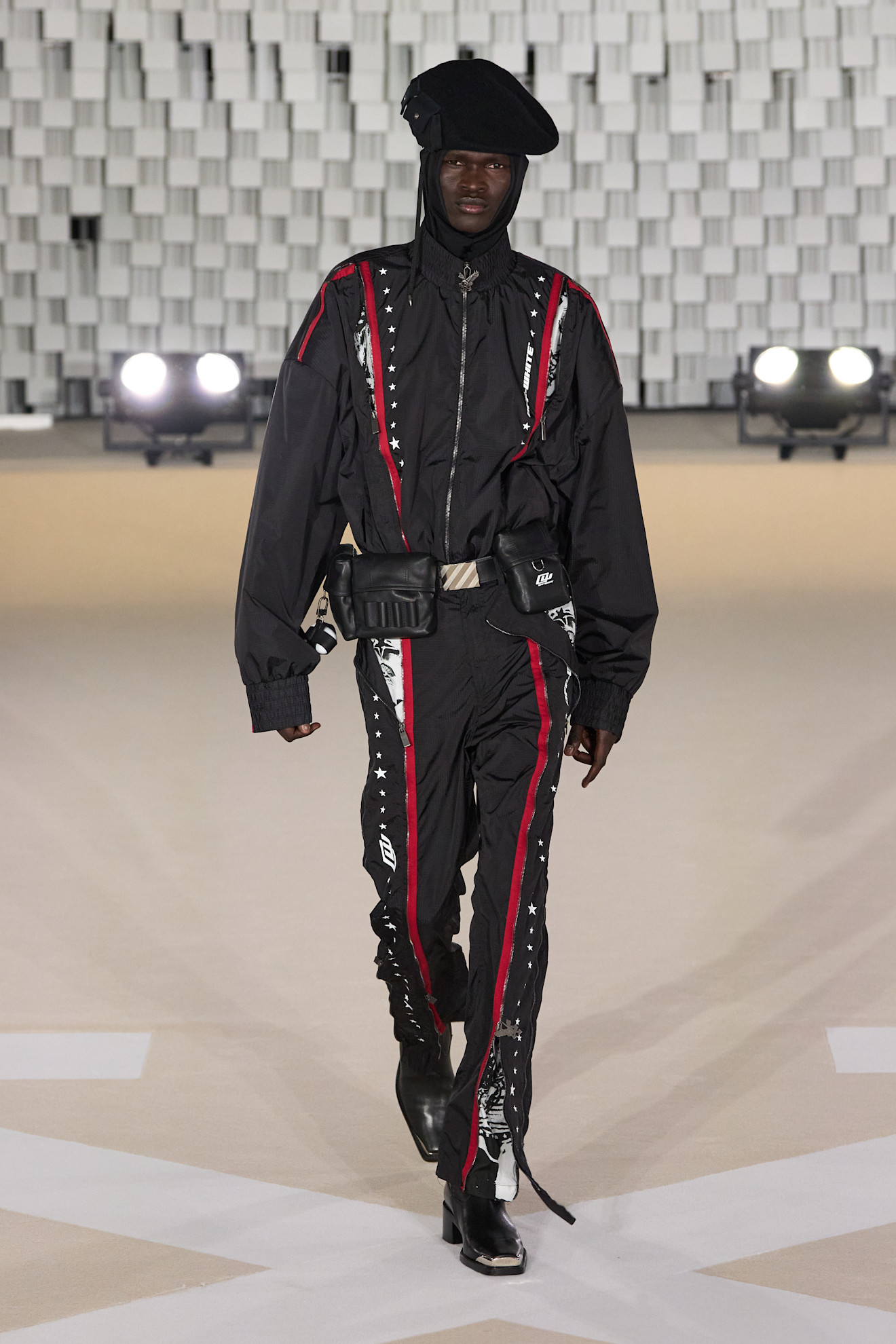 Off White F25 012