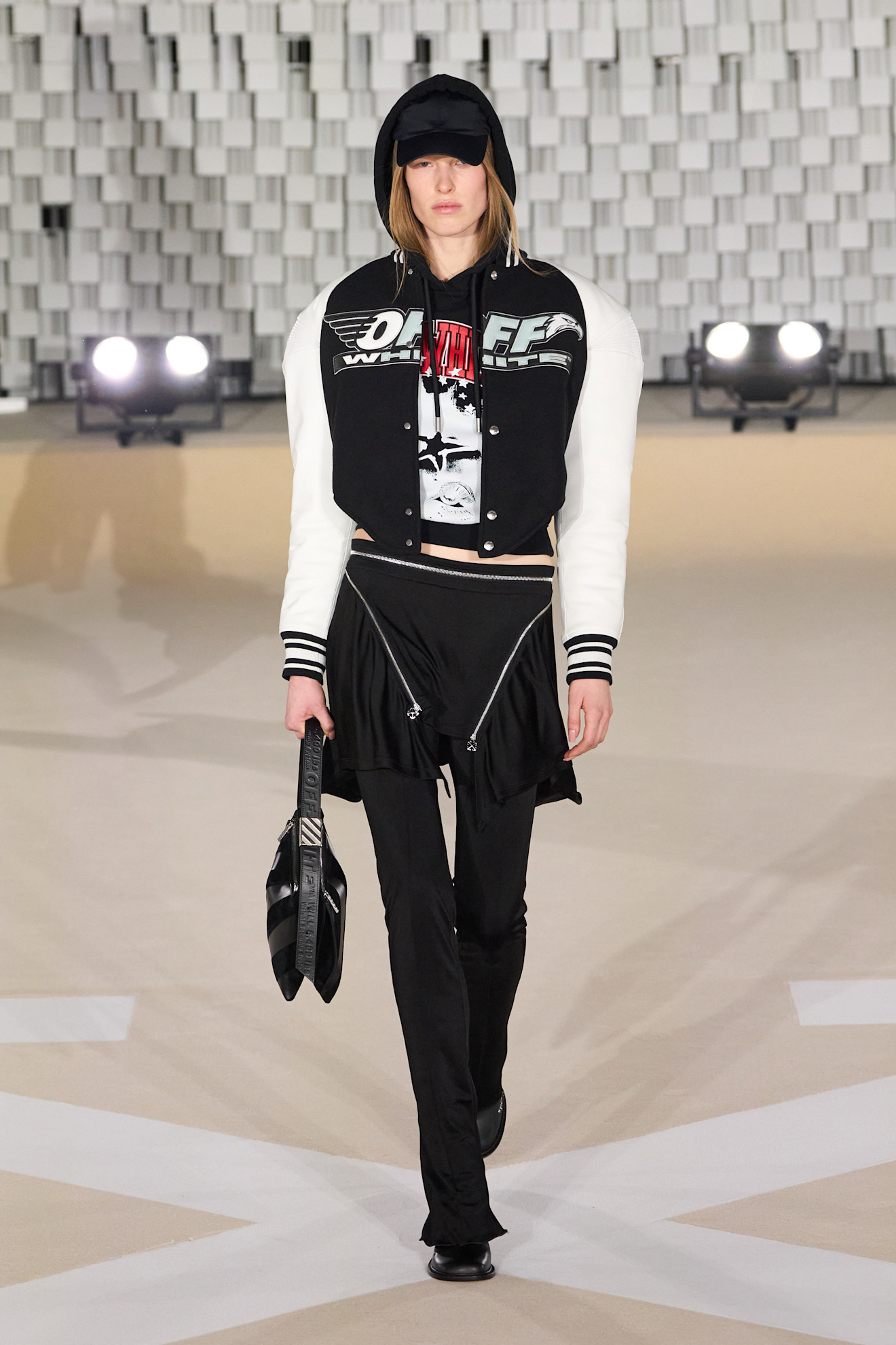Off White F25 034