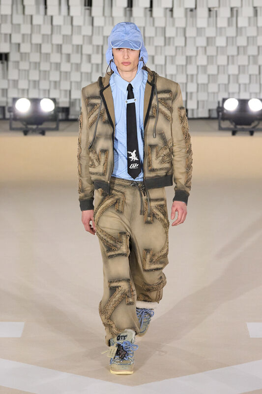 Off White F25 025