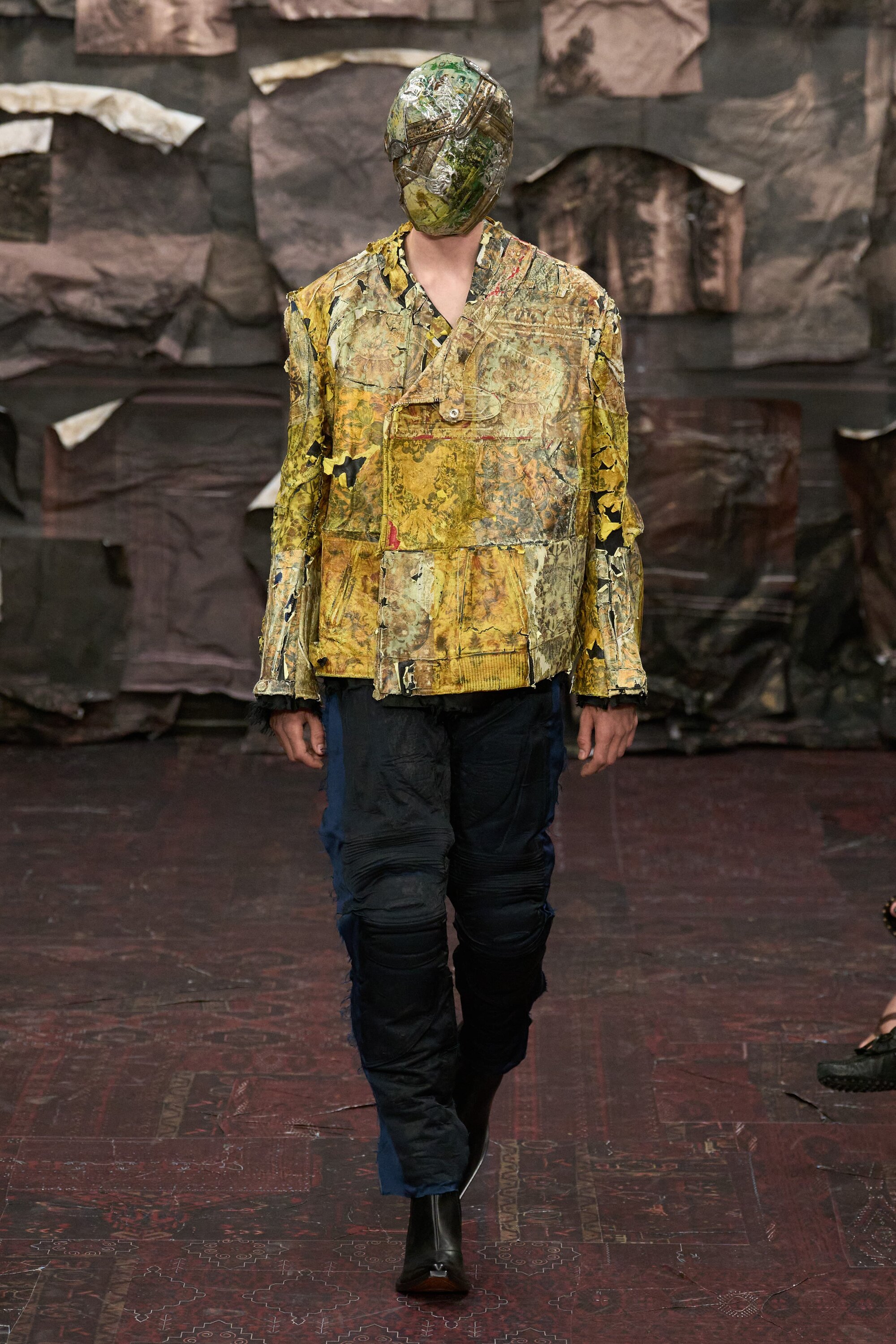 Look-12