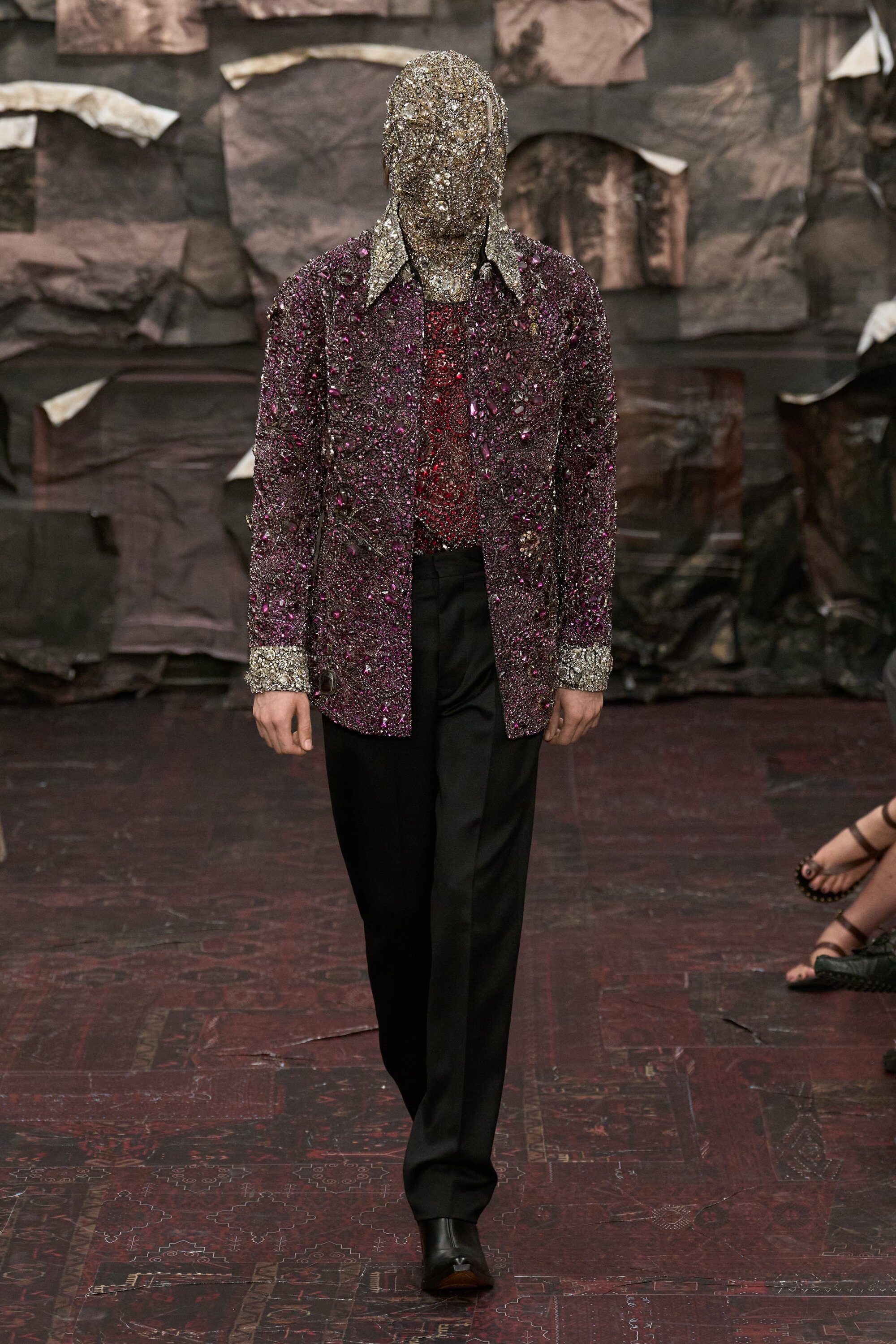 Look-44