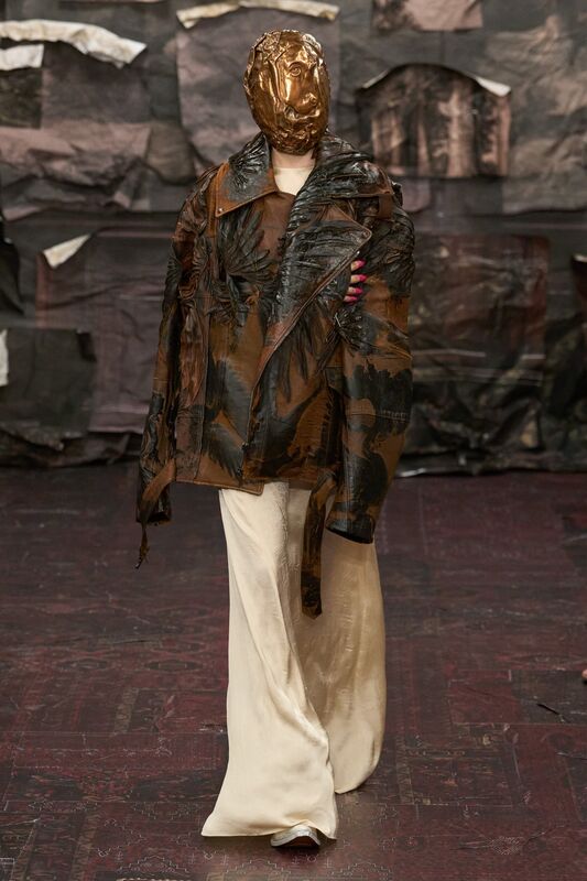 Look-28