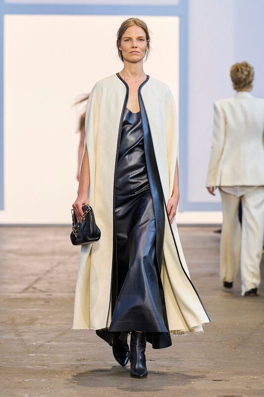 Gabriela Hearst S24 007