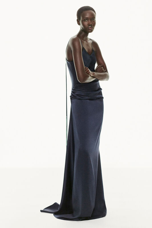 Victoria Beckham PreFall PO F25 034